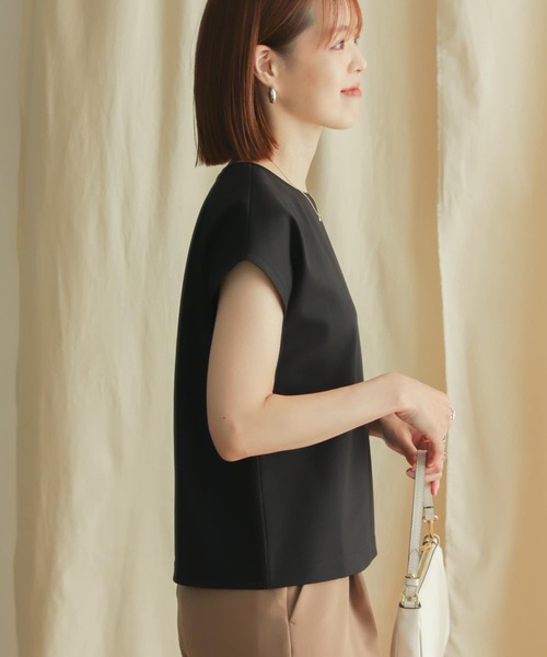 URBAN RESEARCH DOORS（アーバンリサーチドアーズ）の「クールタッチフレンチスリーブカットソー（Tシャツ/カットソー・レディース・ミント/バーガンディー/ライトグレー/ブラック・MEDIUM）」の7枚目の写真