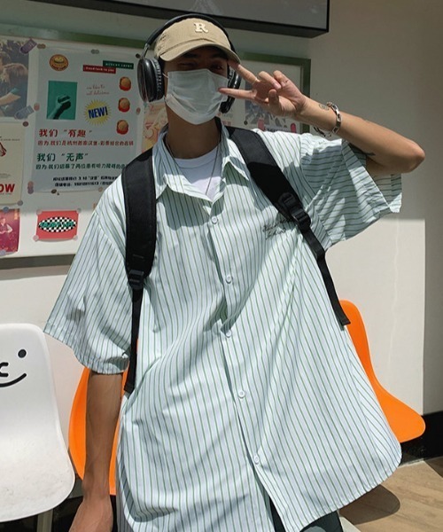 MGV(エムジーヴィー)の「ワンポイントストライプ半袖シャツ(シャツ/ブラウス・メンズ・グレー/グリーン・MEDIUM/LARGE/X-LARGE)」の5枚目の写真