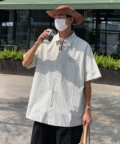 MGV(エムジーヴィー)の「ワンポイントストライプ半袖シャツ(シャツ/ブラウス・メンズ・グレー/グリーン・MEDIUM/LARGE/X-LARGE)」の6枚目の写真