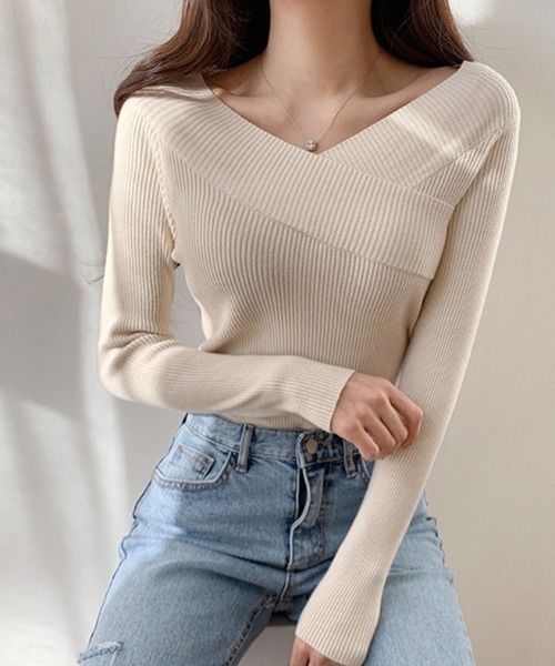 deux amour（ドゥーザムール）の「オフショルダーカシュクールリブニット（Tシャツ/カットソー・レディース・ホワイト/ブラック/ベージュ・FREE）」の13枚目の写真