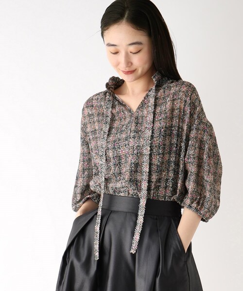 OPAQUE.CLIP（オペークドットクリップ）の「◆ツイードライクプリントボウタイブラウス【洗濯機洗い可】（シャツ/ブラウス・レディース・ピンク系6/グリーン系その他3・36/40/38）」の5枚目の写真