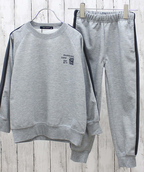 esse シャイニー ロゴ Tシャツ＆ジョガーパンツ/セットアップ セール】BIGシルエット トレーナー & ジョガーパンツ 上下