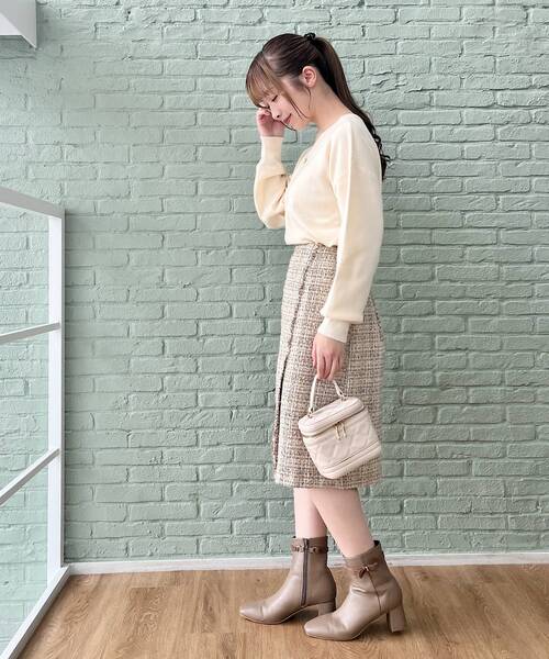 couture brooch(クチュールブローチ)の「◆【前後2WAY】スカラリボン衿ニット(ニット/セーター・レディース・ベビーピンク/アイボリー/ブラック・38/42)」の8枚目の写真