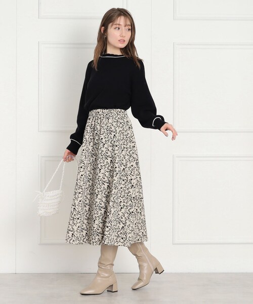 couture brooch(クチュールブローチ)の「◆【前後2WAY】スカラリボン衿ニット(ニット/セーター・レディース・ベビーピンク/アイボリー/ブラック・38/42)」の11枚目の写真