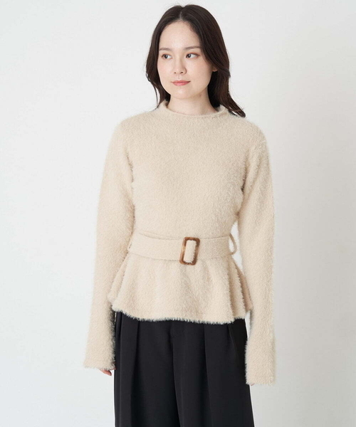 A de a.v.v（アードアー・ヴェ・ヴェ）の「ペプラムフレアスリーブフェザーニット（ニット/セーター・レディース・ブラック/アイボリー・38/36）」の16枚目の写真