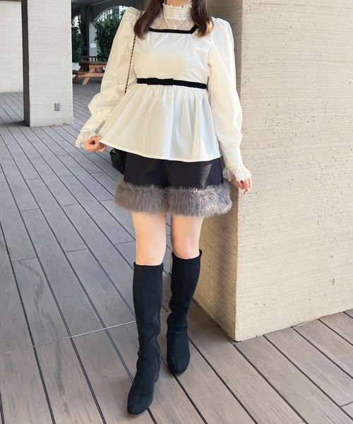 apres jour（アプレジュール）の「ペプラムウエストリボンブラウス【ZOZOTOWN限定アイテム】（シャツ/ブラウス・レディース・ブラック系その他/オフホワイト・フリー/X-LARGE）」の3枚目の写真