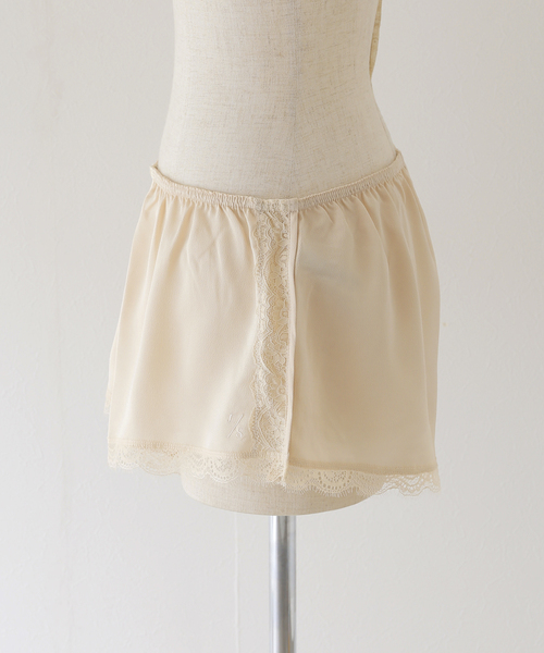 EDIT. FOR LULU（エディットフォールル）の「【LOVE STORIES/ラブストーリーズ】ショートパンツ（その他パンツ・レディース・ホワイト・MEDIUM）」の9枚目の写真