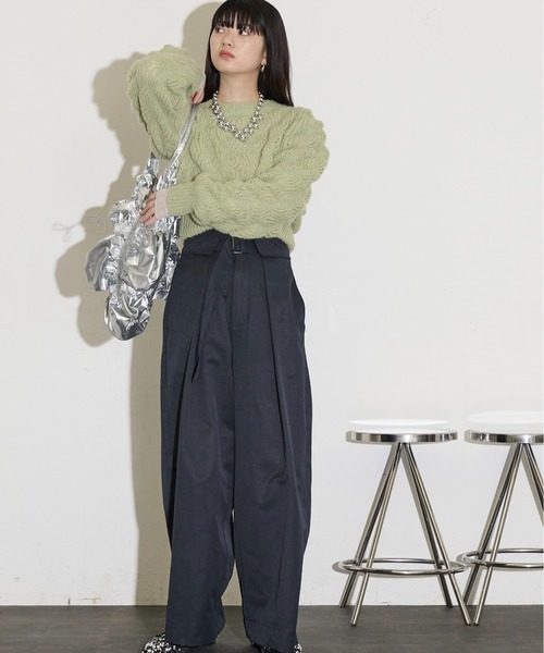 THE YOn（ザヨン）の「メタリックシャーリングバッグ（ショルダーバッグ・レディース・ブラック/アイボリー/シルバー・FREE）」の8枚目の写真