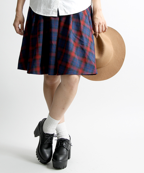 WEGO（ウィゴー）の「WEGO/ベルト付きミドルスカート（スカート・レディース・ダークグリーン/レッド/ブラック系その他/ブルー系その他/その他1・FREE）」の4枚目の写真