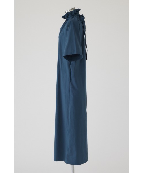 RIM.ARK（リムアーク）の「Neck gather dress ネックギャザードレス（ワンピース・レディース・ブラック/ブルー・38/36）」の8枚目の写真
