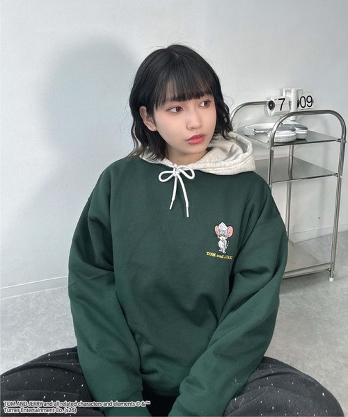 セール】☆アクリルキーホルダー付き トムとジェリー スウェットプル