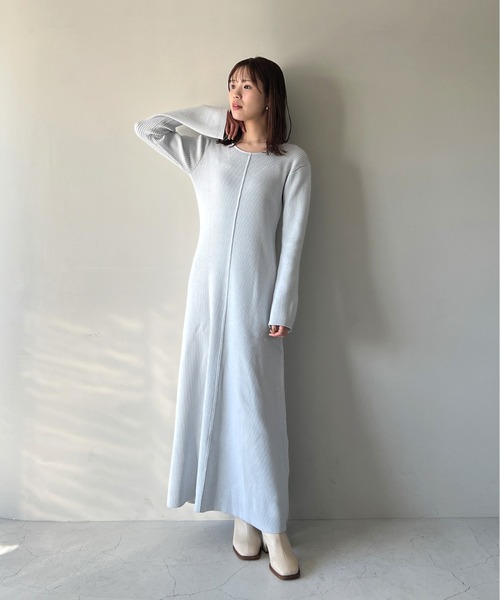 Olu.（オルドット）の「バックオープンリブニットワンピース（ワンピース・レディース・ブラック/ライトブルー/オフホワイト・0/1）」の16枚目の写真