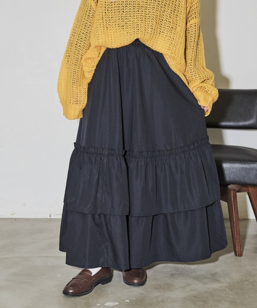 MERLOT(メルロー)の「ボリュームティアードスカート(スカート・レディース・ホワイト/ブラック/ピンク・FREE)」の21枚目の写真