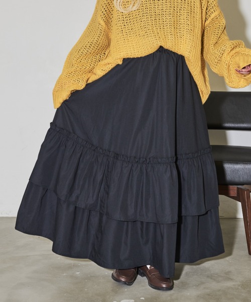 MERLOT(メルロー)の「ボリュームティアードスカート(スカート・レディース・ホワイト/ブラック/ピンク・FREE)」の22枚目の写真