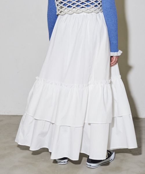 MERLOT(メルロー)の「ボリュームティアードスカート(スカート・レディース・ホワイト/ブラック/ピンク・FREE)」の12枚目の写真