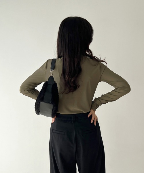 Olu.(オルドット)の「コンパクトボアハンドバッグ(ハンドバッグ・レディース・アッシュグレー/ブラック/ブラウン系その他・FREE)」の10枚目の写真