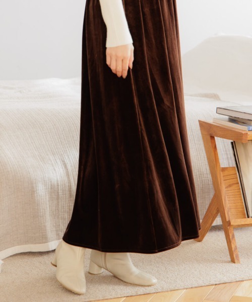 flower(フラワー)の「メルティングベロアワンピース(ワンピース・レディース・ブラウン/ブラック・FREE)」の12枚目の写真