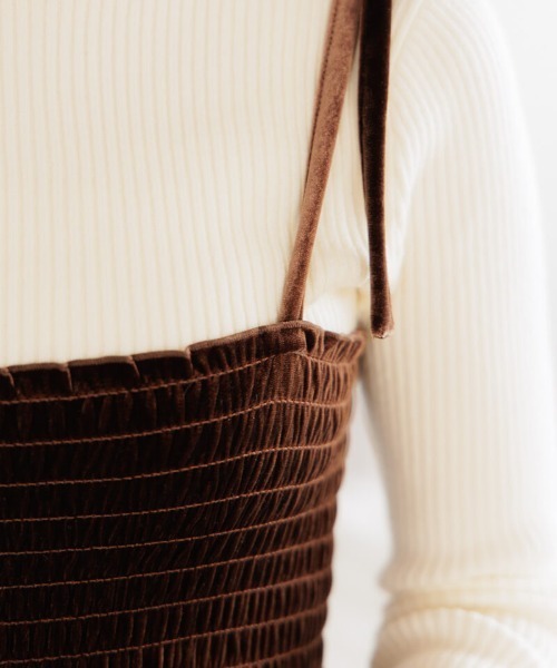 flower(フラワー)の「メルティングベロアワンピース(ワンピース・レディース・ブラウン/ブラック・FREE)」の14枚目の写真