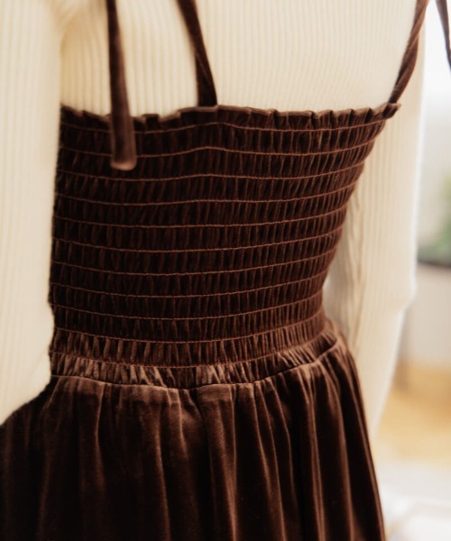 flower(フラワー)の「メルティングベロアワンピース(ワンピース・レディース・ブラウン/ブラック・FREE)」の17枚目の写真