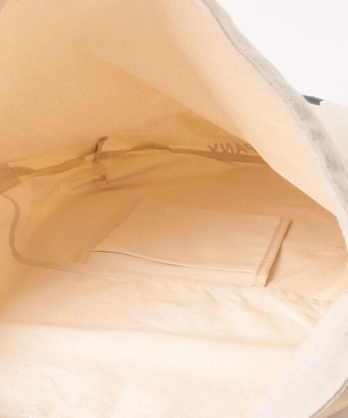 Lee（リー）の「Lee/リー　BIGナナメプリントドローストリングショルダー（ショルダーバッグ・レディース・ブラック×ホワイト/グレー系その他/ホワイト・ONE SIZE）」の6枚目の写真