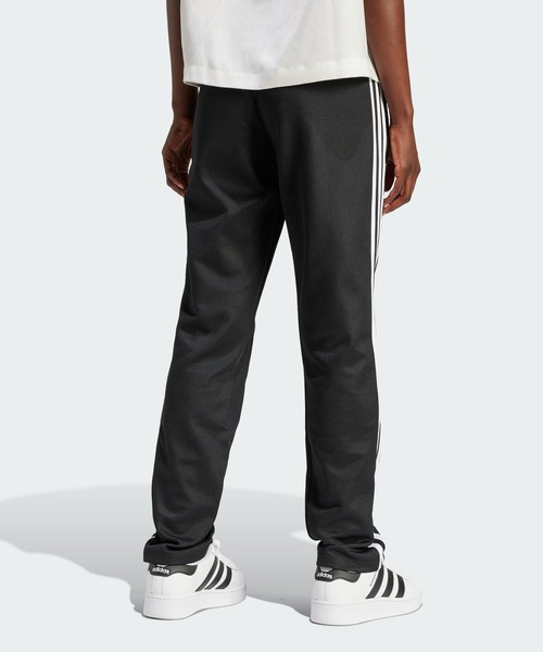 adidas（アディダス）の「アディダス オリジナルス プレミアム