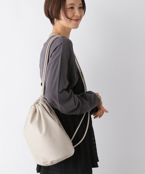 LEPSIM（レプシィム）の「フェイクレザーボンサックショルダー　105138（ショルダーバッグ・レディース・グレイッシュベージュ/ブラック・ONE SIZE）」の10枚目の写真