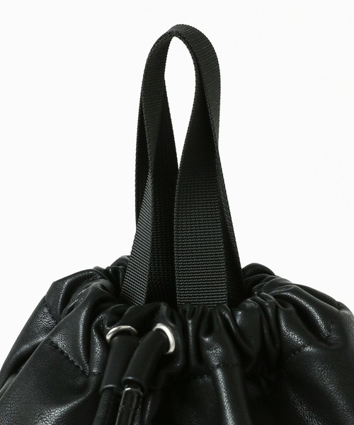 LEPSIM（レプシィム）の「フェイクレザーボンサックショルダー　105138（ショルダーバッグ・レディース・グレイッシュベージュ/ブラック・ONE SIZE）」の20枚目の写真