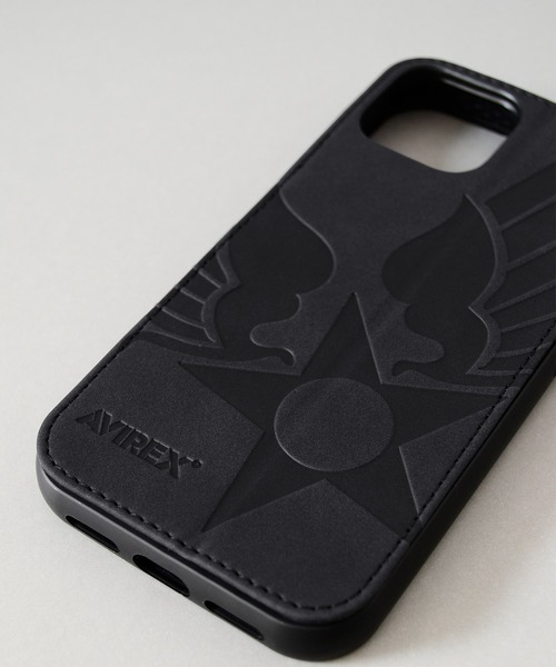 AVIREX（アヴィレックス）の「iPhone15 iPhone14 iPhone13 アヴィレックス [レザー調スタンドケース]（スマホケース/カバー・メンズ・グレー/ブラック/カーキ・iPhone 15）」の6枚目の写真