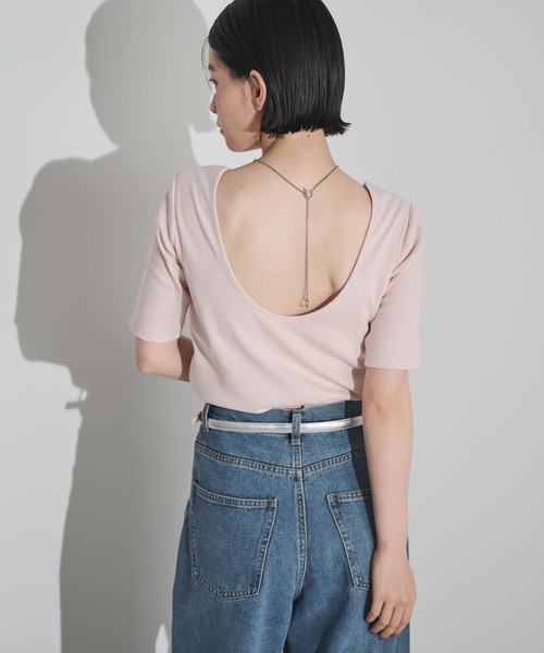 Shelly island（シェリーアイランド）の「カップ付きバックオープンTシャツ（Tシャツ/カットソー・レディース・ブラック/ホワイト/ピンク・FREE）」の3枚目の写真