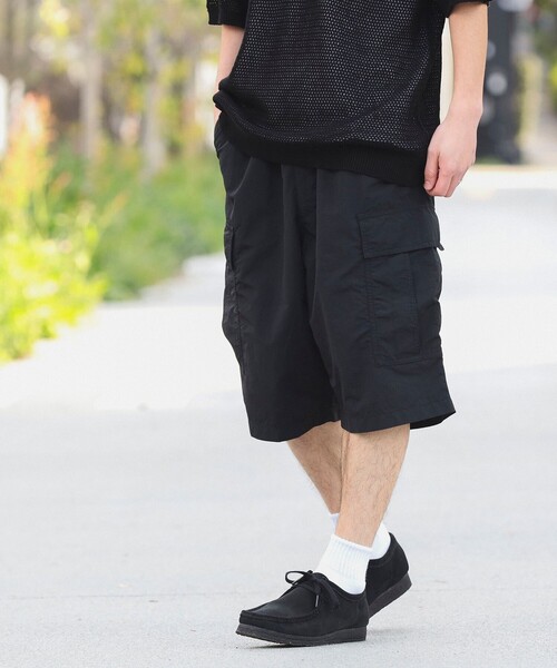 B:MING by BEAMS（ビーミングバイビームス）の「B:MING by BEAMS / ナイロン 6ポケット ショーツ（カーゴパンツ・メンズ・オリーブ/ブラック・X-LARGE/MEDIUM/SMALL/LARGE）」の13枚目の写真