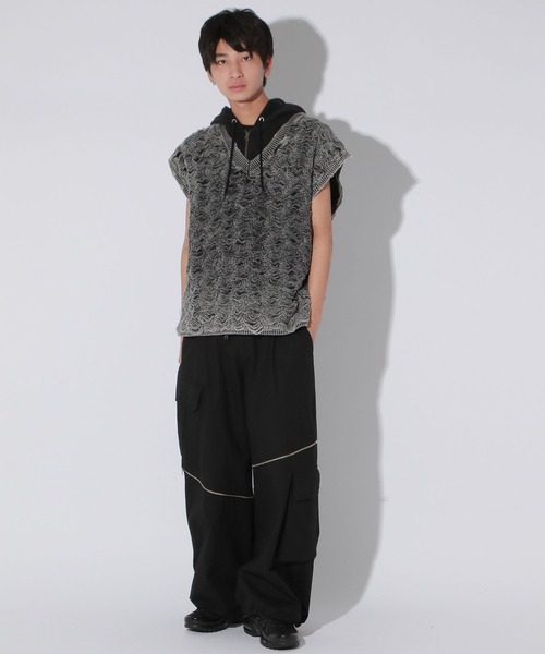 Anui（アニュイ）の「【UNISEX/2サイズ展開】アシメZIPパラシュートパンツ（カーゴパンツ・レディース・グレー/ブラック・MEDIUM/SMALL）」の22枚目の写真