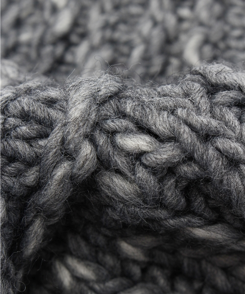 JOSEPH（ジョセフ）の「メランジスラブ スヌード（マフラー・メンズ・ライトグレー系/ブラック系・F）」の4枚目の写真