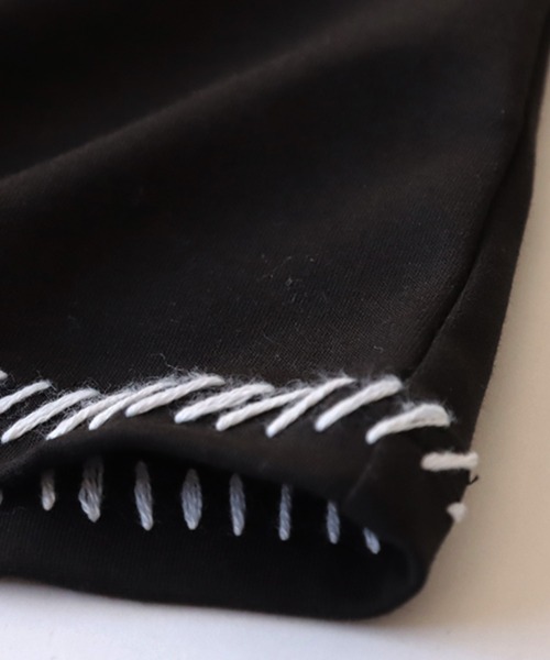 antiqua(アンティカ)の「ハンドステッチポンチTシャツ(Tシャツ/カットソー・レディース・グレー系その他/ブラック×ホワイト/ホワイト×ブラック・ONESIZE)」の4枚目の写真