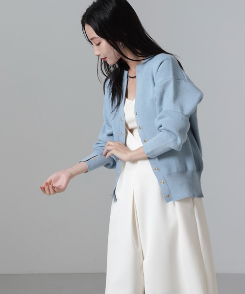 NANO universe(ナノユニバース)の「洗濯機洗い可リネンライクスウェット風ニットカーディガン(カーディガン/ボレロ・レディース・ライトブルー/ブラック/アイボリー・FREE)」の5枚目の写真