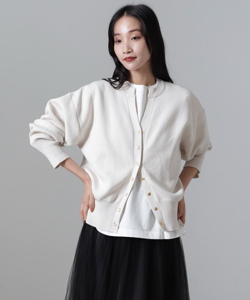 NANO universe(ナノユニバース)の「洗濯機洗い可リネンライクスウェット風ニットカーディガン(カーディガン/ボレロ・レディース・ライトブルー/ブラック/アイボリー・FREE)」の11枚目の写真