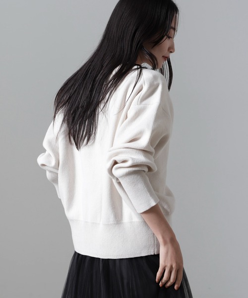 NANO universe(ナノユニバース)の「洗濯機洗い可リネンライクスウェット風ニットカーディガン(カーディガン/ボレロ・レディース・ライトブルー/ブラック/アイボリー・FREE)」の12枚目の写真