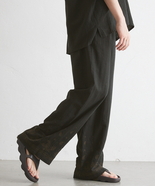 417 EDIFICE（フォーワンセブンエディフィス）の「メンアサエンブロイダリー イージーパンツ（スラックス・メンズ・ブラック・LARGE/MEDIUM）」の14枚目の写真