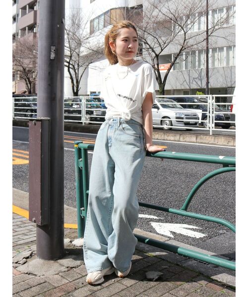 Ungrid(アングリッド)の「ミックスロゴデザインTee(Tシャツ/カットソー・レディース・イエロー/オフホワイト/チャコールグレー・FREE)」の15枚目の写真