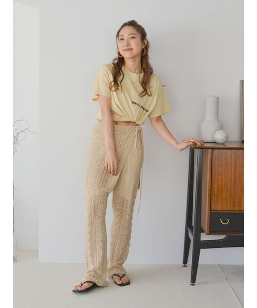 Ungrid(アングリッド)の「ミックスロゴデザインTee(Tシャツ/カットソー・レディース・イエロー/オフホワイト/チャコールグレー・FREE)」の21枚目の写真