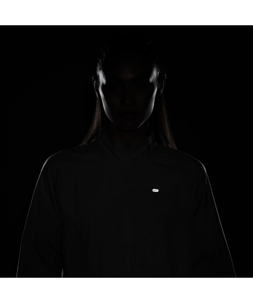 NIKE(ナイキ)の「ナイキ NIKE ナイキ DF ITS ジャケット(ブルゾン・レディース・オリーブ/ベージュ/ブラック・S/M/L)」の12枚目の写真