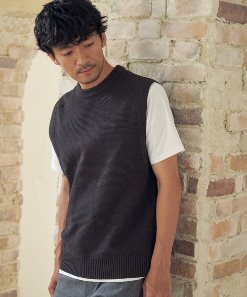 ikka（イッカ）の「【洗濯機で洗える】GOKU楽ニット鹿の子ベスト（ベスト・メンズ・ブラック/ベージュ/ブラウン/グリーン・M/L/XL/S）」の5枚目の写真