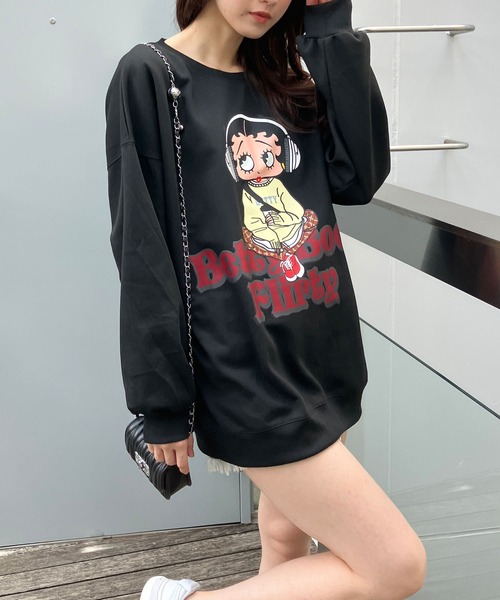 GLAMOROUS JANE(グラマラスジェーン)の「BETTY BOOPプリントプルオーバー(スウェット・レディース・ブラック/チャコールグレー/杢グレー・FREE)」の6枚目の写真