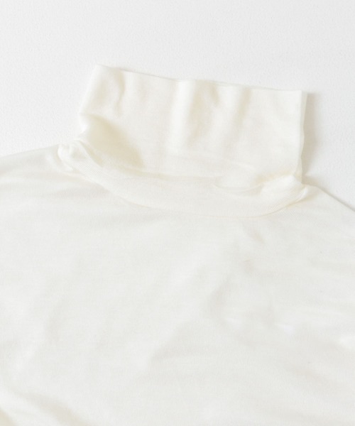 FORK&SPOON（フォークアンドスプーン）の「FORK&SPOON　タートルネックカットソー（Tシャツ/カットソー・レディース・オフホワイト/ブラック・1）」の20枚目の写真