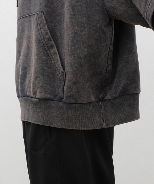 WISM（ウィズム）の「【INTODUSK / イントゥダスク】SWAMP HOODIE（パーカー・メンズ・ブラック・MEDIUM/LARGE）」の13枚目の写真
