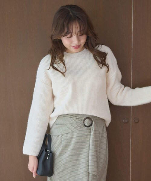 Feroux（フェルゥ）の「【洗える】バックルデザイン タイトスカート（スカート・レディース・ベージュ系2/ブラック系1/グレー系・2/1）」の8枚目の写真