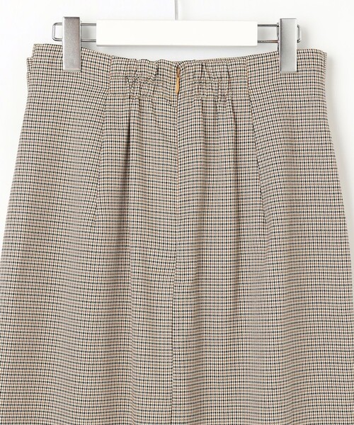 Feroux（フェルゥ）の「【洗える】バックルデザイン タイトスカート（スカート・レディース・ベージュ系2/ブラック系1/グレー系・2/1）」の14枚目の写真