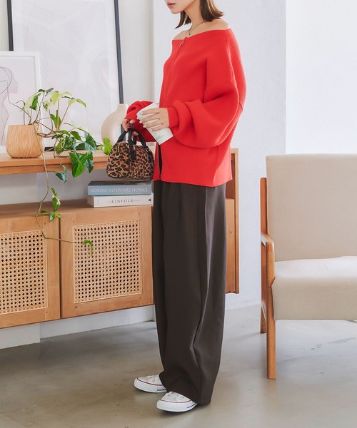 KOBE LETTUCE(コウベレタス)の「ダブルジップオフショルニットトップス(ニット/セーター・レディース・アイボリー/グレイッシュベージュ/ブラウン系/ブラック/レッド・M)」の14枚目の写真