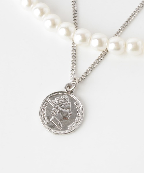 URBAN RESEARCH Sonny Label（アーバンリサーチサニーレーベル）の「パールコイン二連ネックレス（ネックレス・レディース・ゴールド/シルバー・ONE）」の4枚目の写真