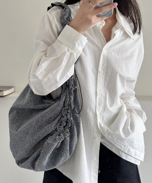 paravion(パラビオン)の「ラメギャザーアレンジバッグ/A4サイズ対応(ハンドバッグ・レディース・ブラック/シルバー・FREE)」の7枚目の写真