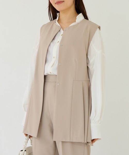 INCEDE（インシード）の「ストレッチツイル ペプラムベスト（ベスト・レディース・ブラック/ベージュ/ネイビー・M/L/LL）」の19枚目の写真